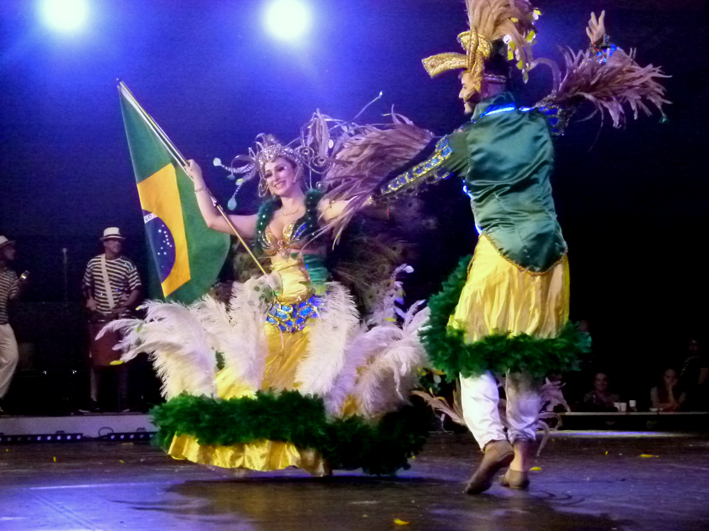 Бразильский Карнавал Grupo de Danças Populares
